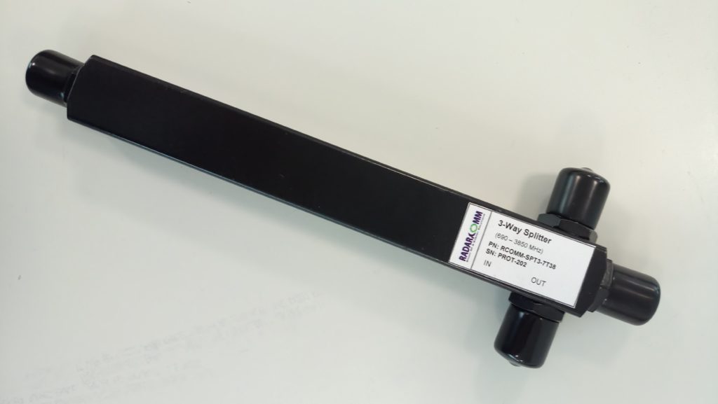 3-Way Splitter 698-3850MHz